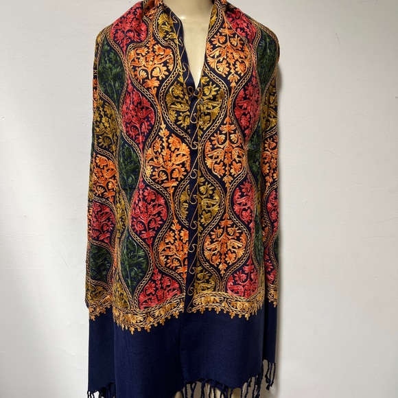 Embroidered colorful Pashmina Shawl, boho hippie Wedding Scarf, Bridesmaid Shawl - Picture 7 of 8